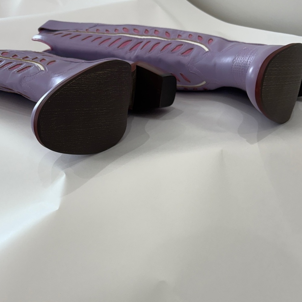 Lavender Boots - Picture 8 of 11